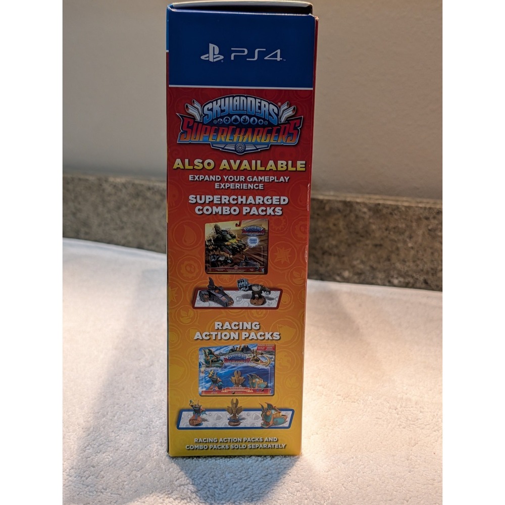 Skylanders Superchargers PS4 Figures ActiVision Starter Pack Game Brand New - Picture 11 of 12